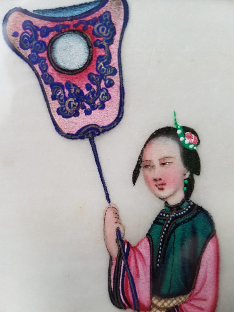 Chinese pit paper painting elegant lady holding van
