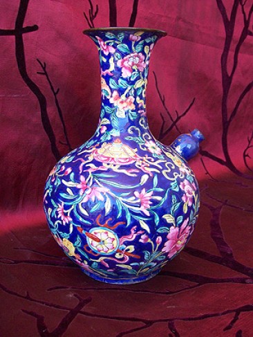 Antique Chinese Enamel Ghendi