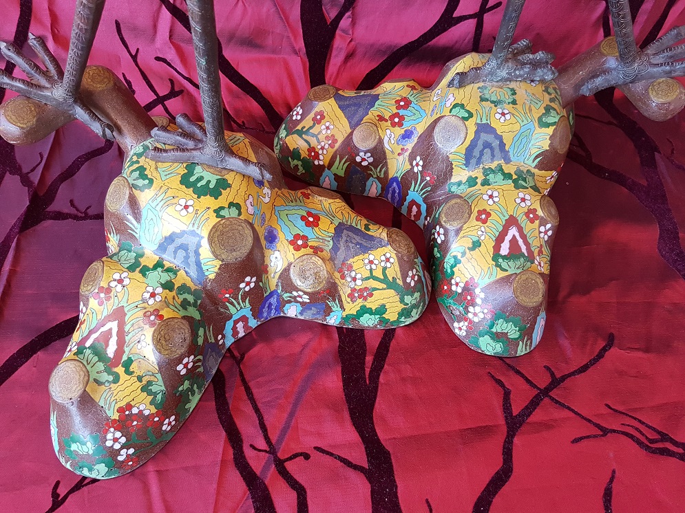Chinese Cloisonne Storks - Detail 1